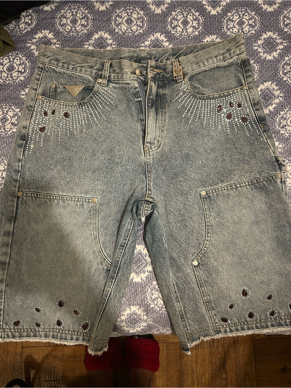 Embellished Light Blue Cropped Denim Jeans